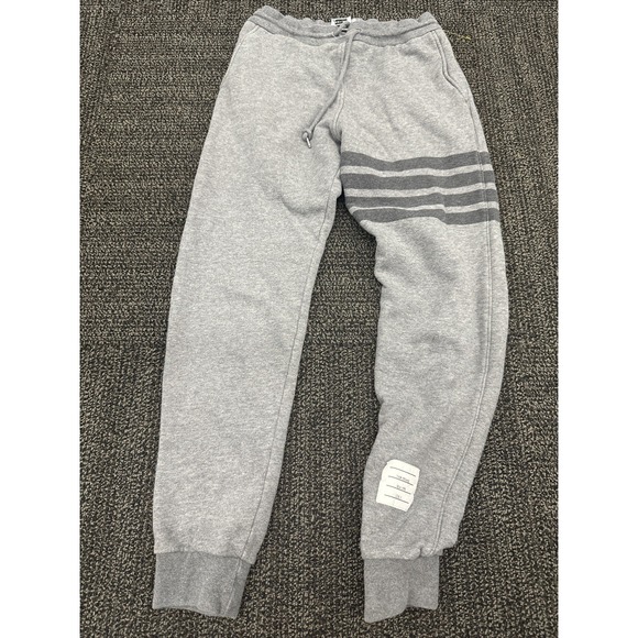 Thom Browne Classic 4 Bar Sweatpants Mens Size 0 Gray Joggers Made In Italy - Picture 1 of 10